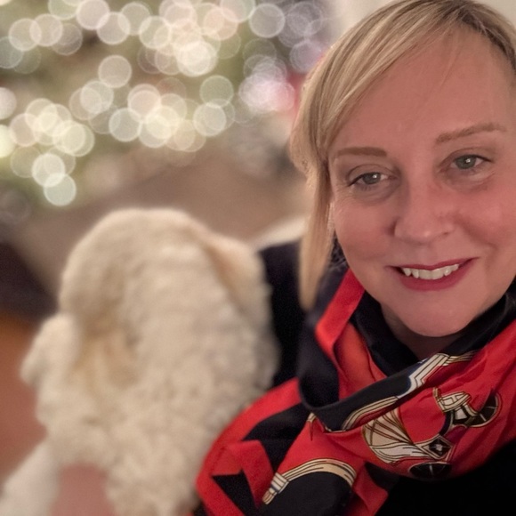 Meet your Posher, Heidi - Picture 2 of 3